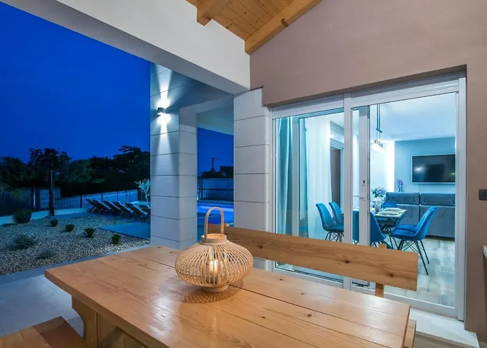 Вилла Periska *