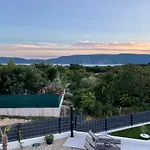 Вилла Periska