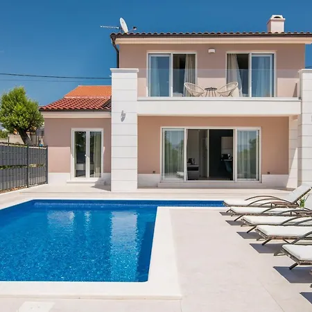 Villa Periska